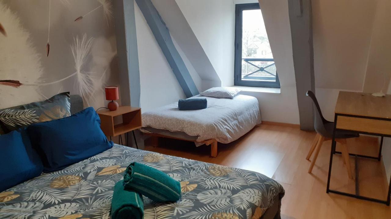 Appartement rien que pour vous proche centre ville Laval  Extérieur photo